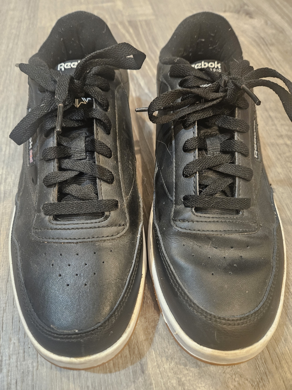 🎉 3 Items/$15 🎉 Reebok Black Leather Men's Sneakers (Ortholite/MemoryTech)